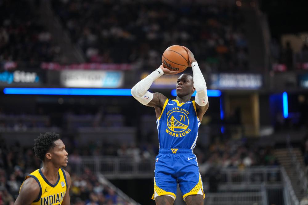 替补席上的 替补席上的